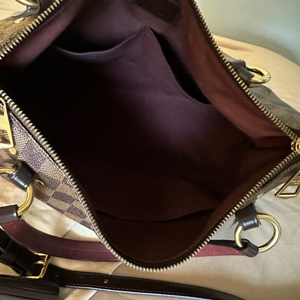 ❌SOLD❌ Louis Vuitton Lymington Bag - Picture 4 of 8